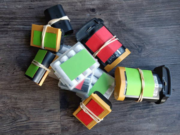 how to use the battery hack on your camera batteries